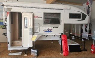 2025-03-08 12 00 09 1